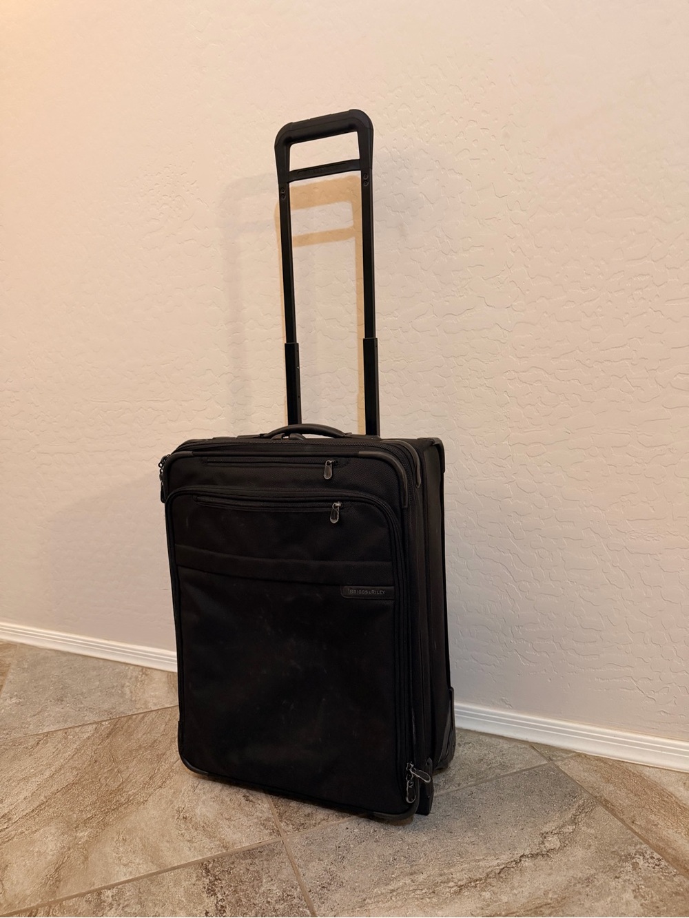 Briggs and Riley Carry On 21”